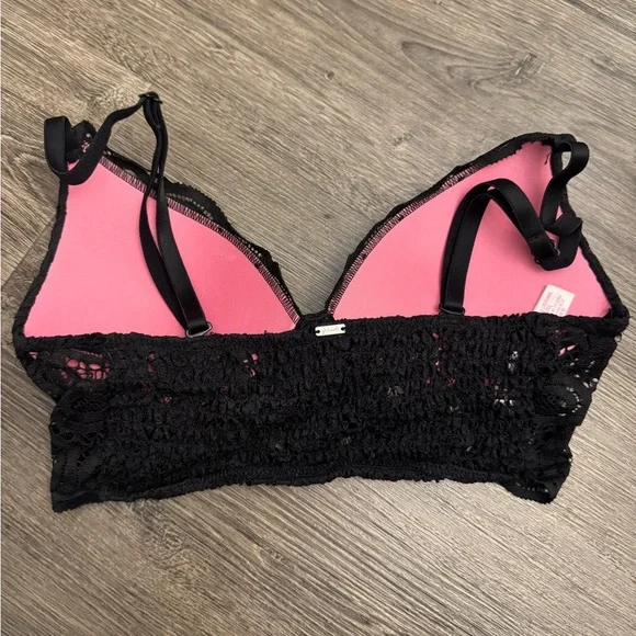 Victoria's Secret Black Lace Bra - Picture 2 of 4